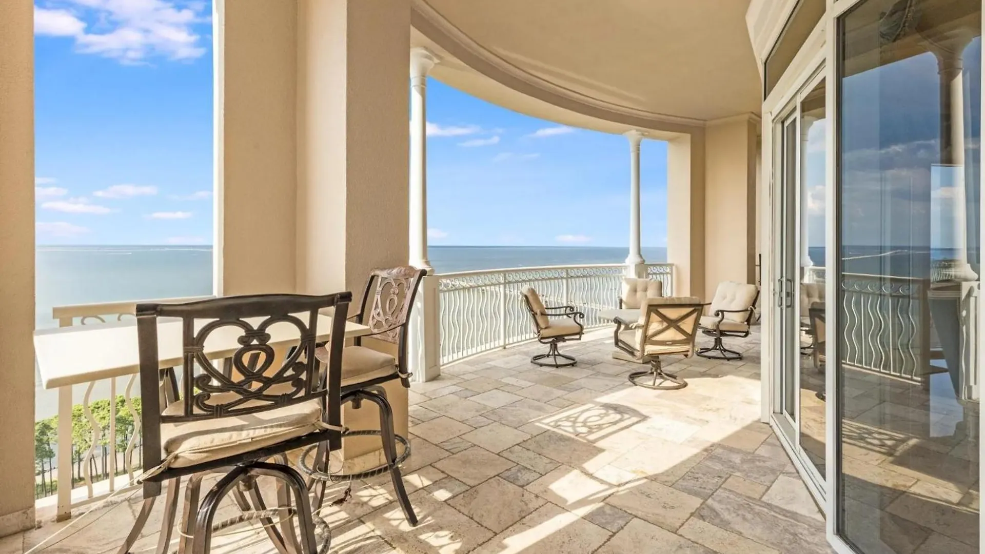 데스틴 Exquisite Penthouse Masterpiece Waterfront 아파트 미국